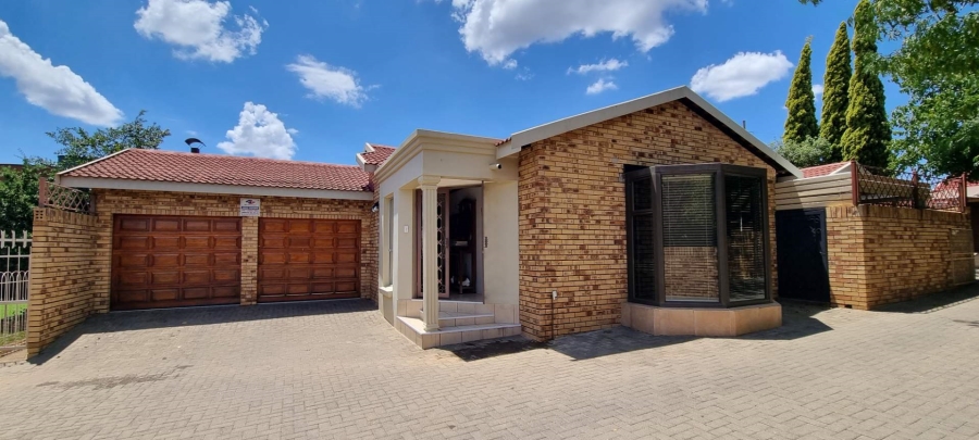 2 Bedroom Property for Sale in Pentagon Park Free State